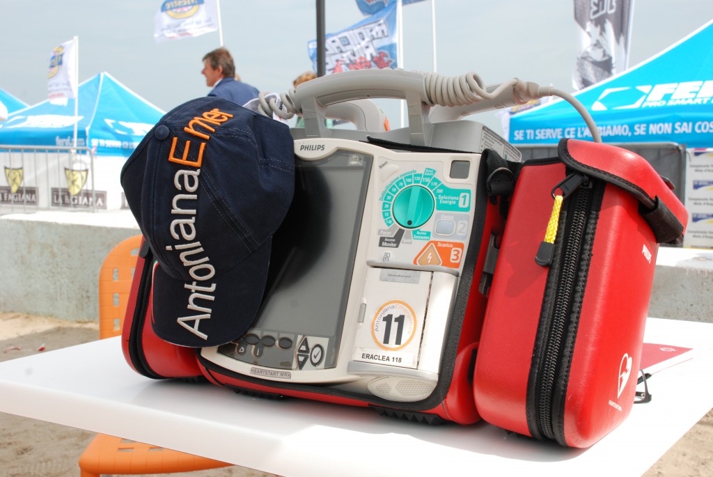 montor-ecg-per-ambulanza-antoniana-emergenza